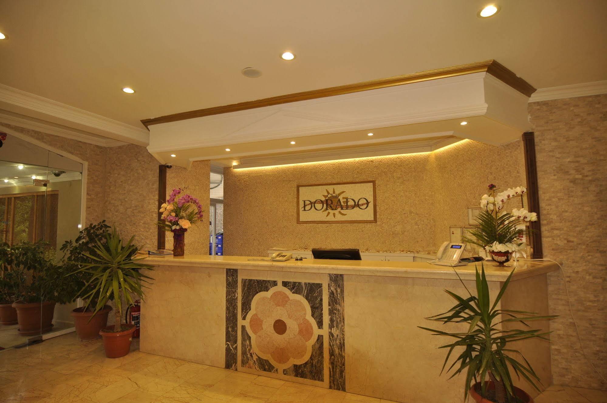 Club Dorado 3*