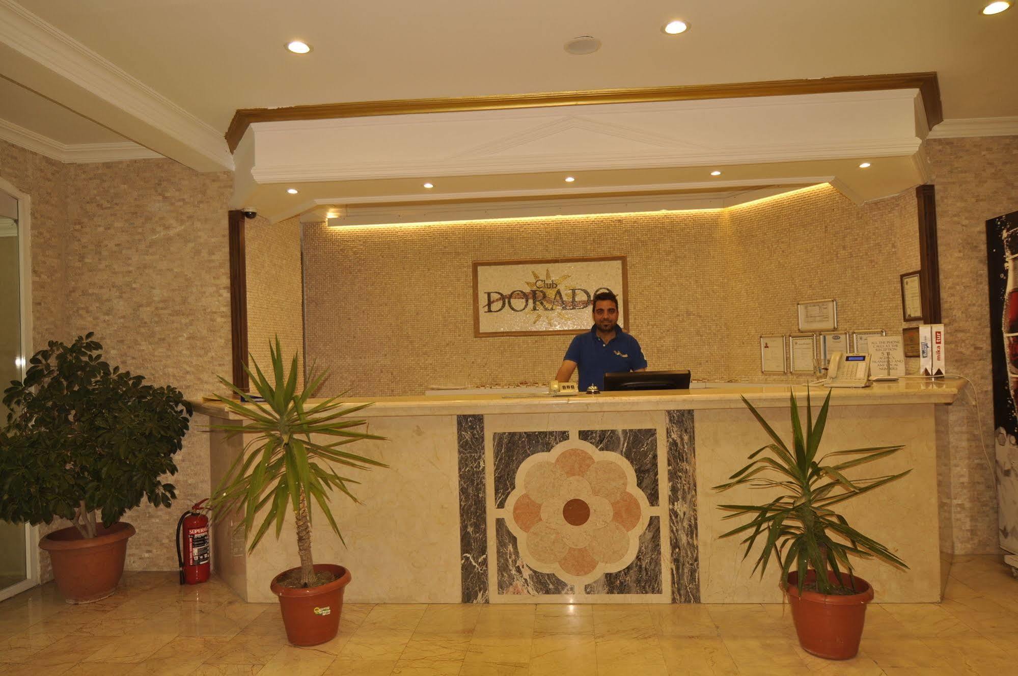 Hotel Club Dorado 3*