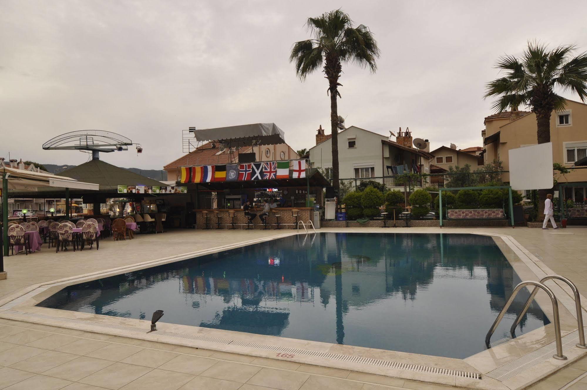 Hotel Club Dorado