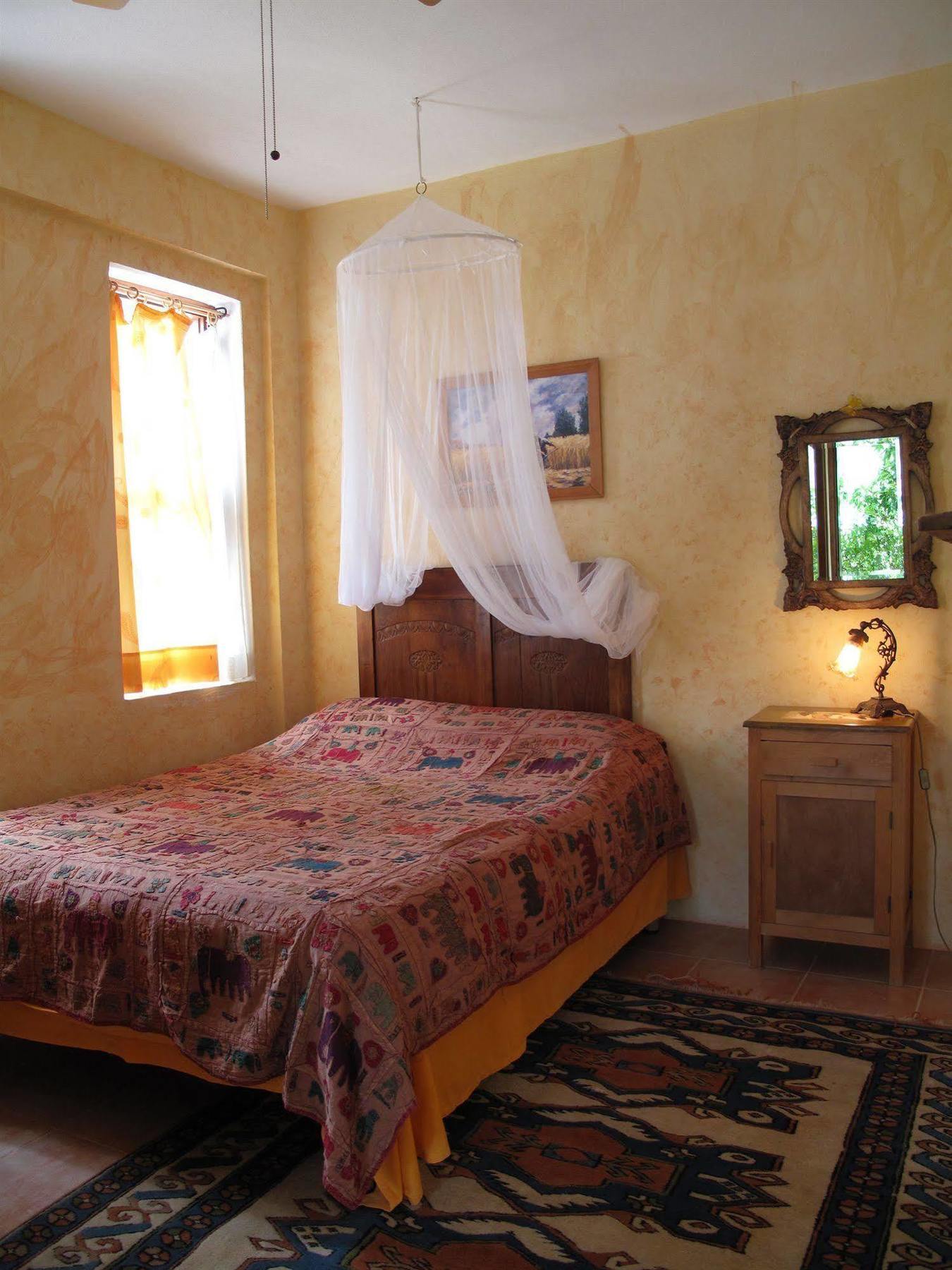 Daphne House Guest house 2*