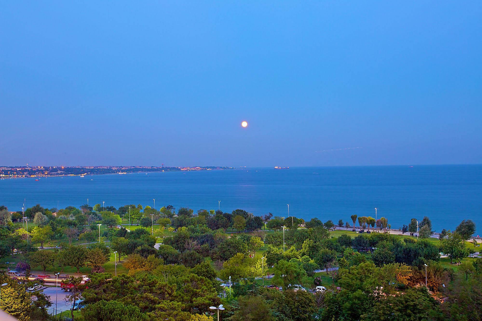 Emirhan Palace Hotel 3*