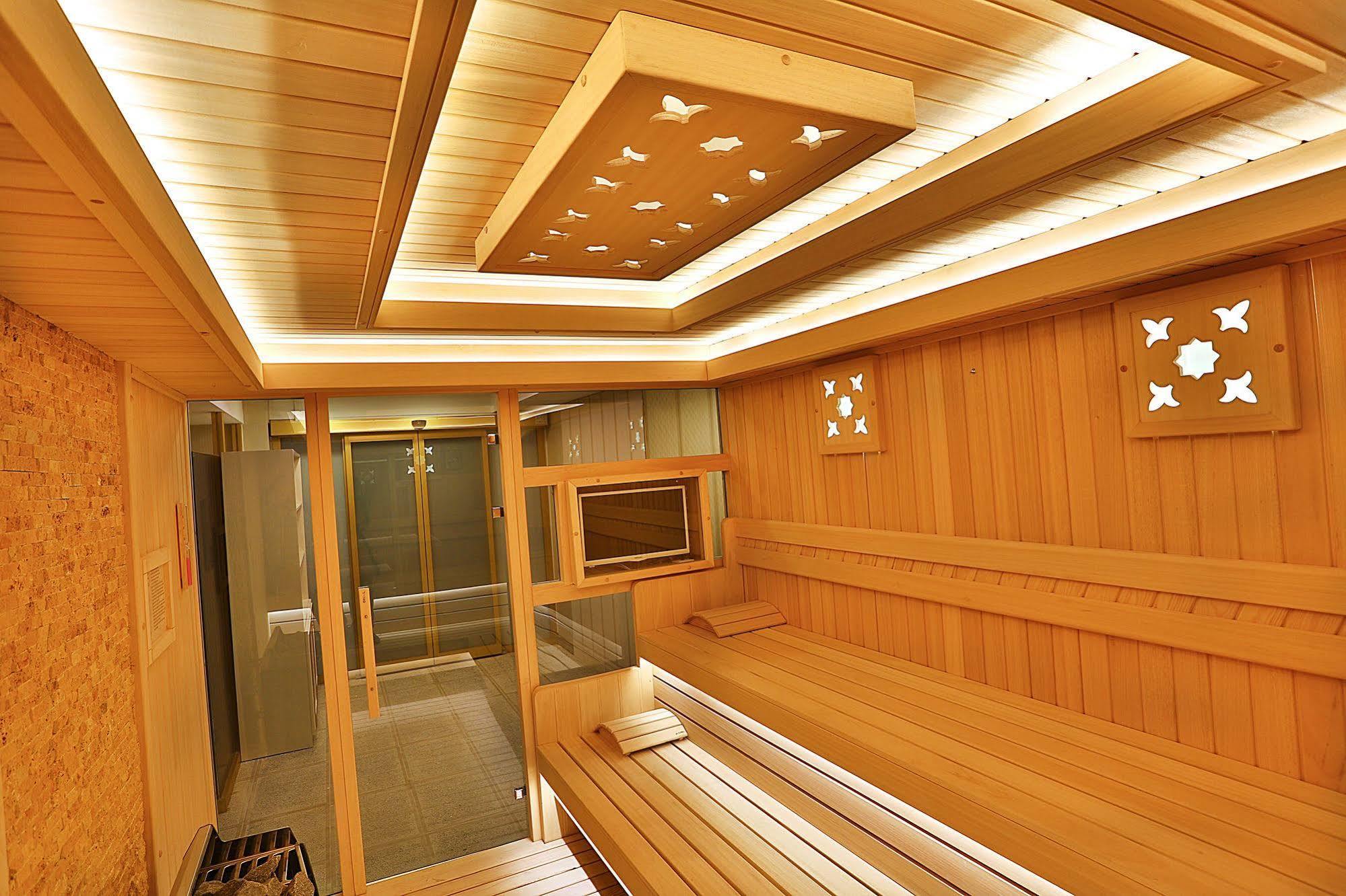 Emirhan Palace Hotel 3*