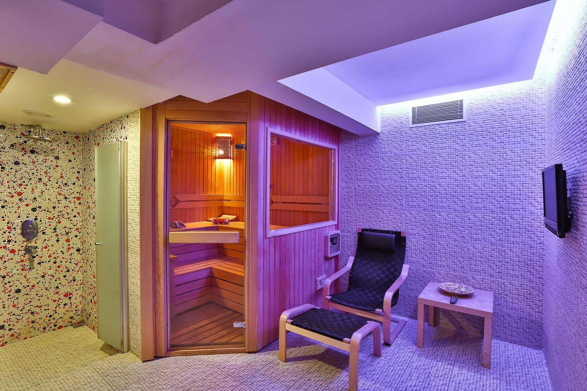 Senatus - Special Class Hotel 4*