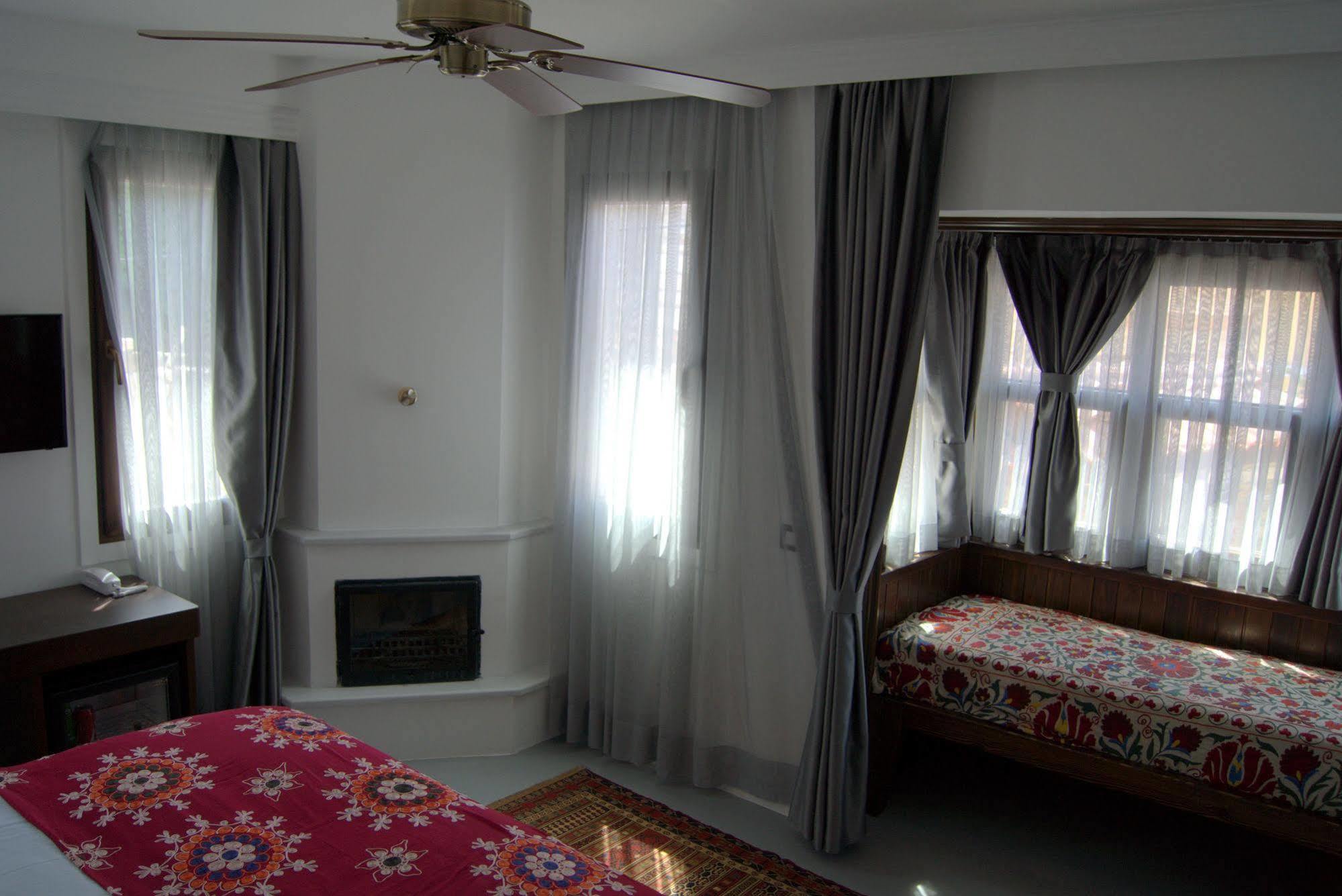 Hotel Ayasoluk Hotel & Restaurant 2*