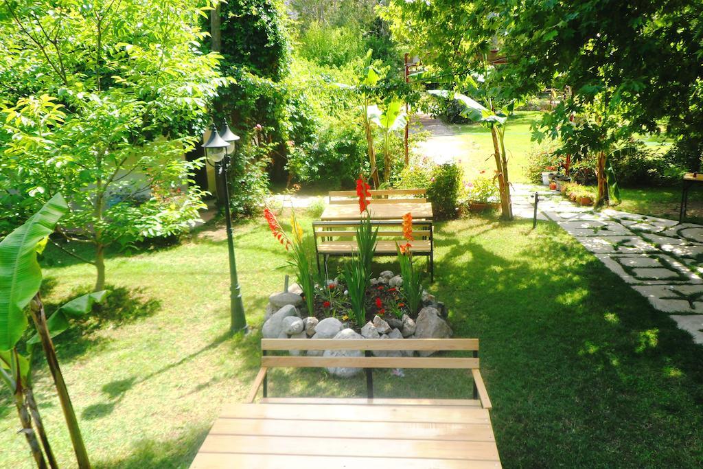 Guest house Arya