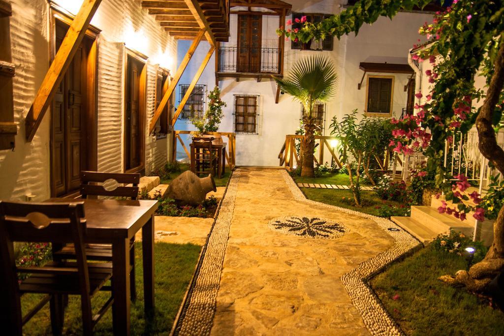 Courtyard *