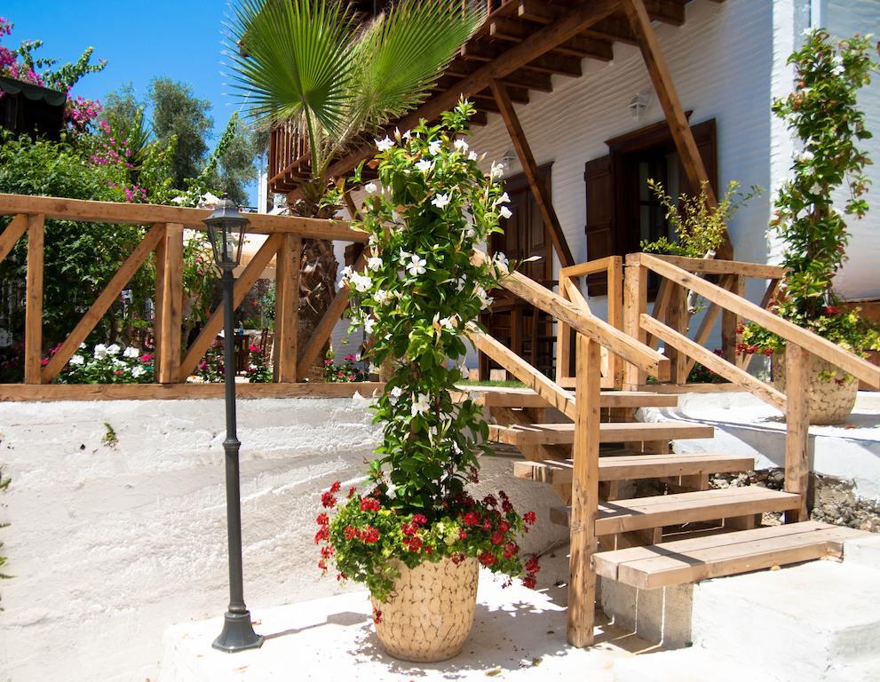 Courtyard * Kalkan