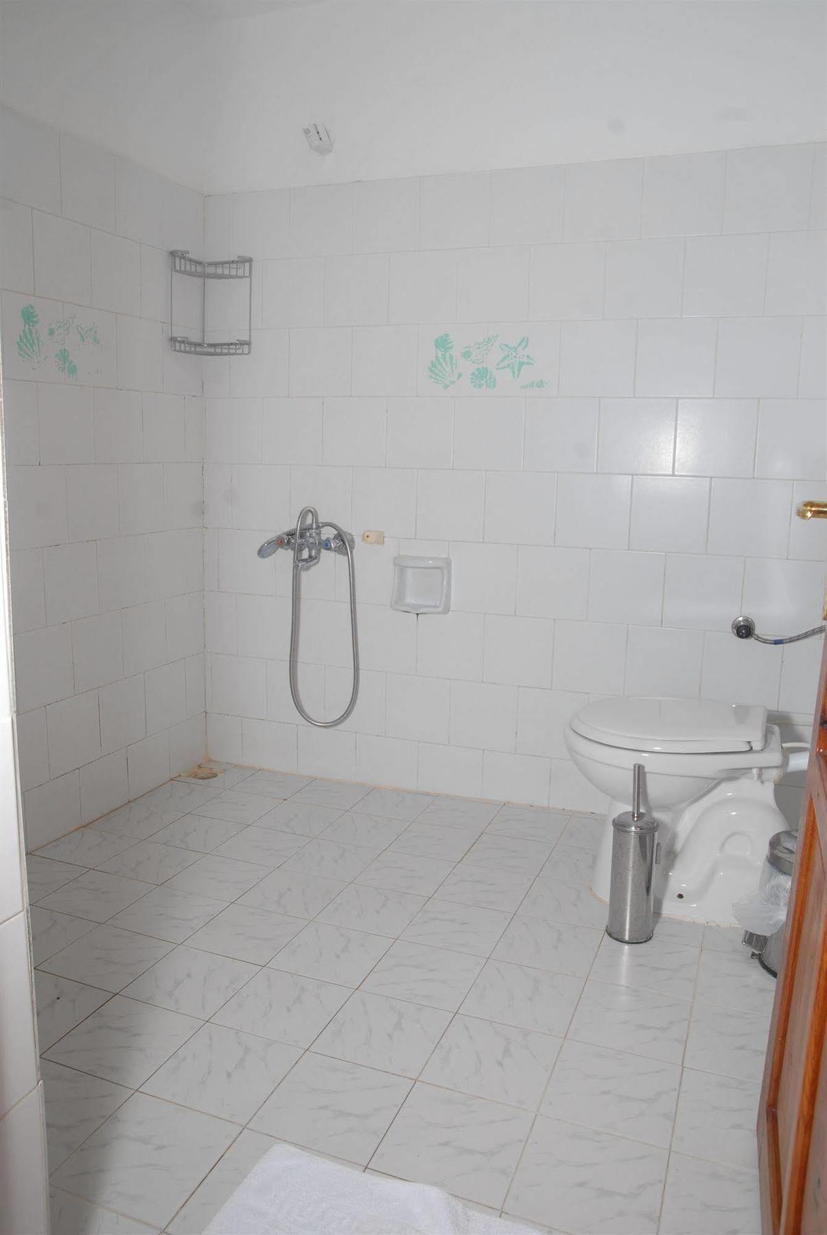 Hostel Ates