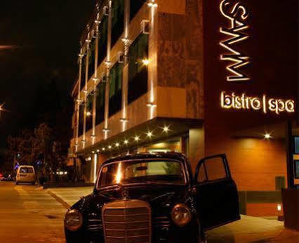 Samm Bistro