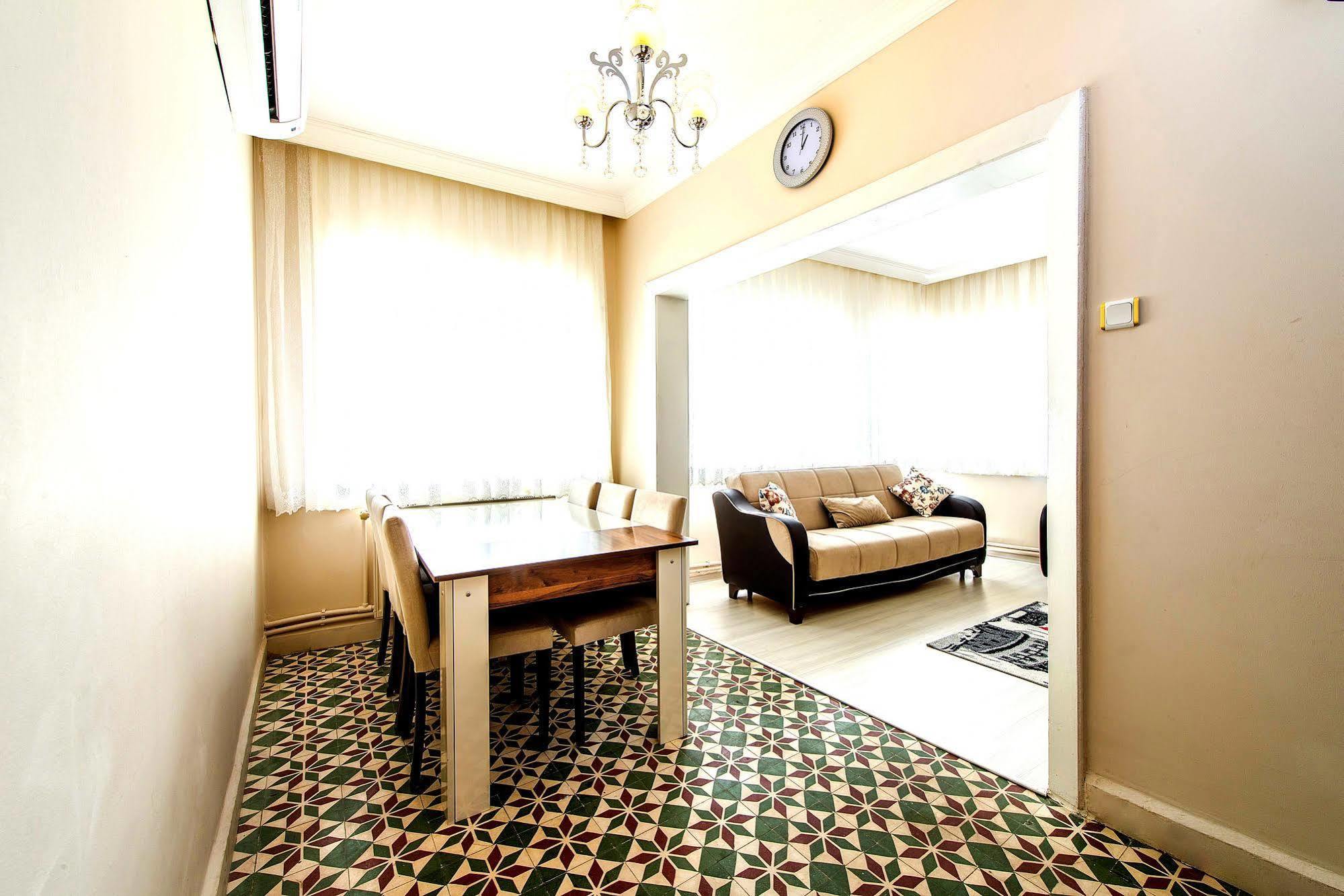 Apartment Efe Istanbul