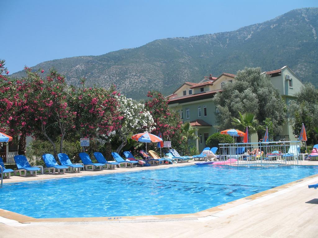 Gorkem & Bed & Breakfast 2*