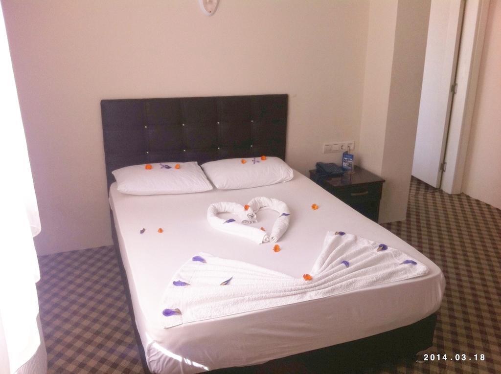 Anatolia Hotel *