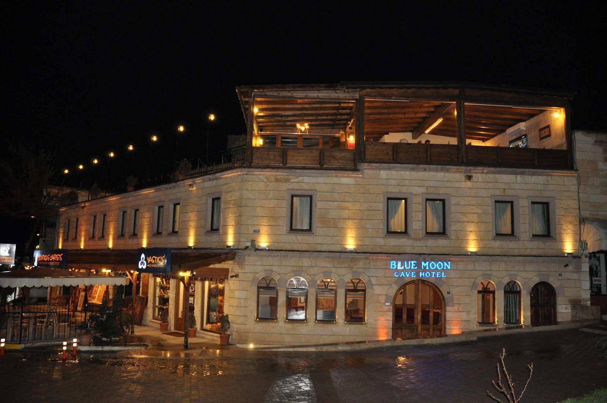 Nomads Cave & Rooftop Goreme