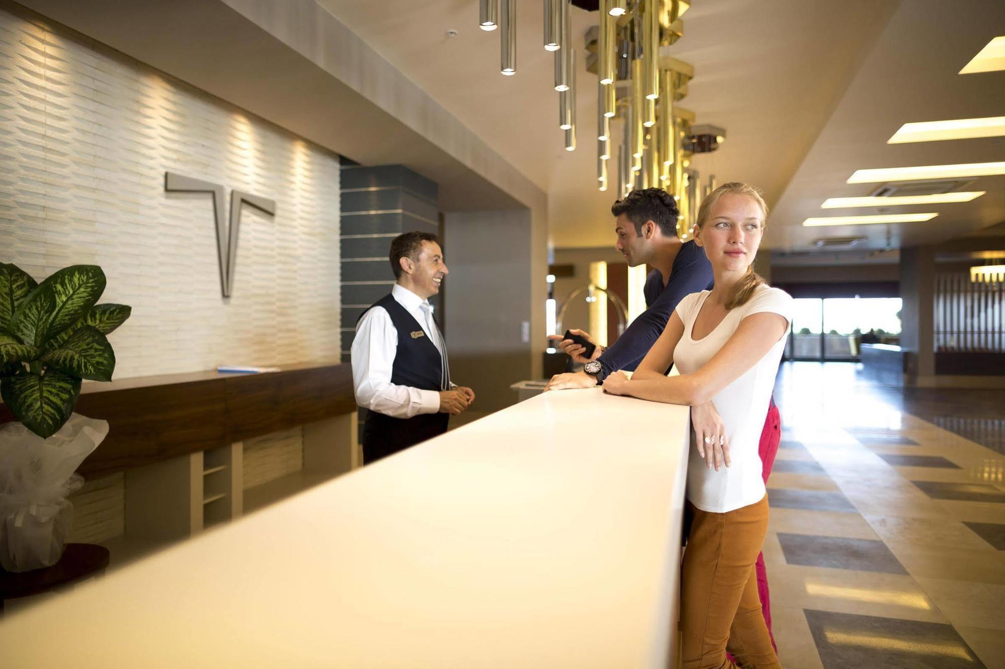 Terrace Elite Ultra Hotel Side