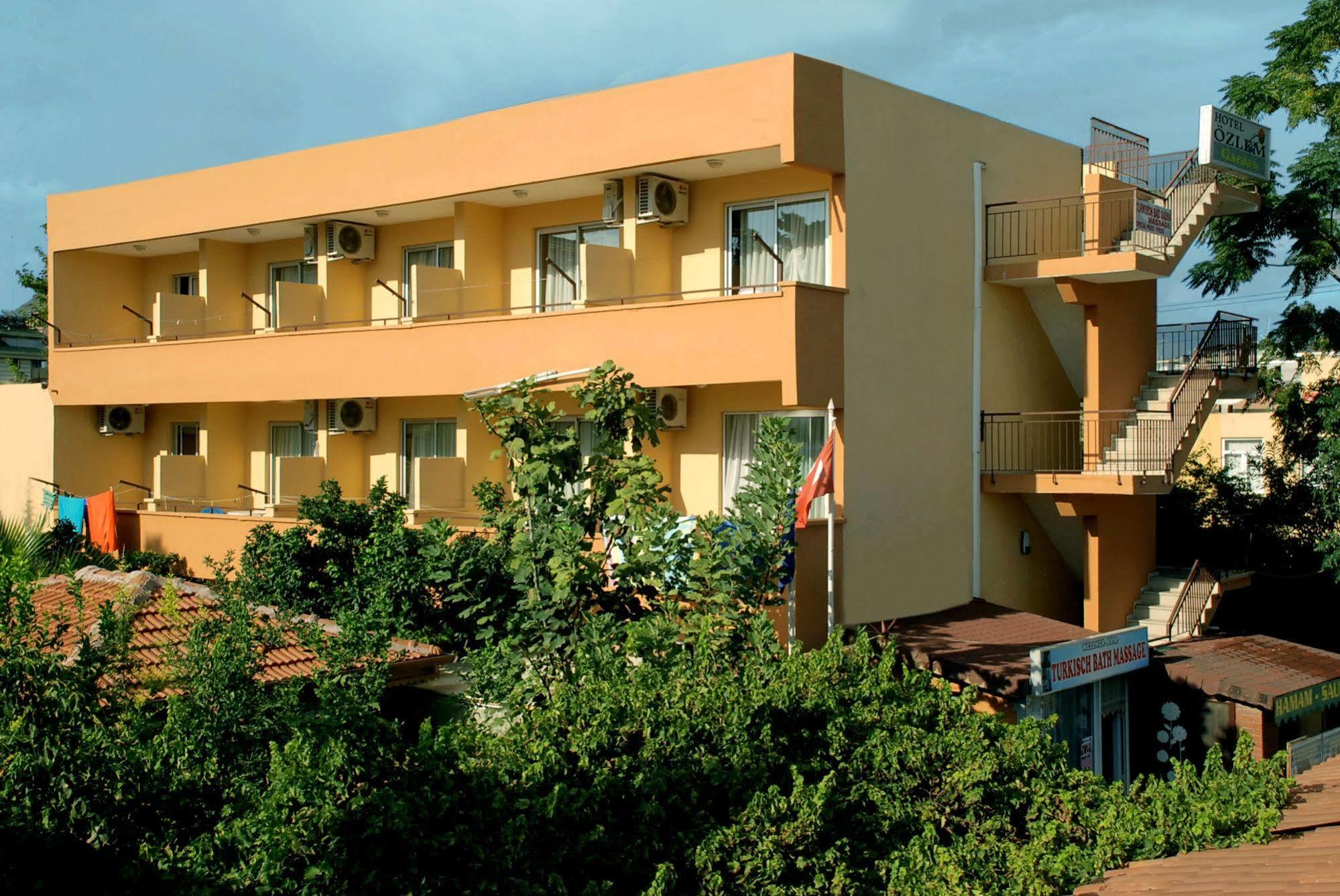 Hotel Ozlem Garden 3*