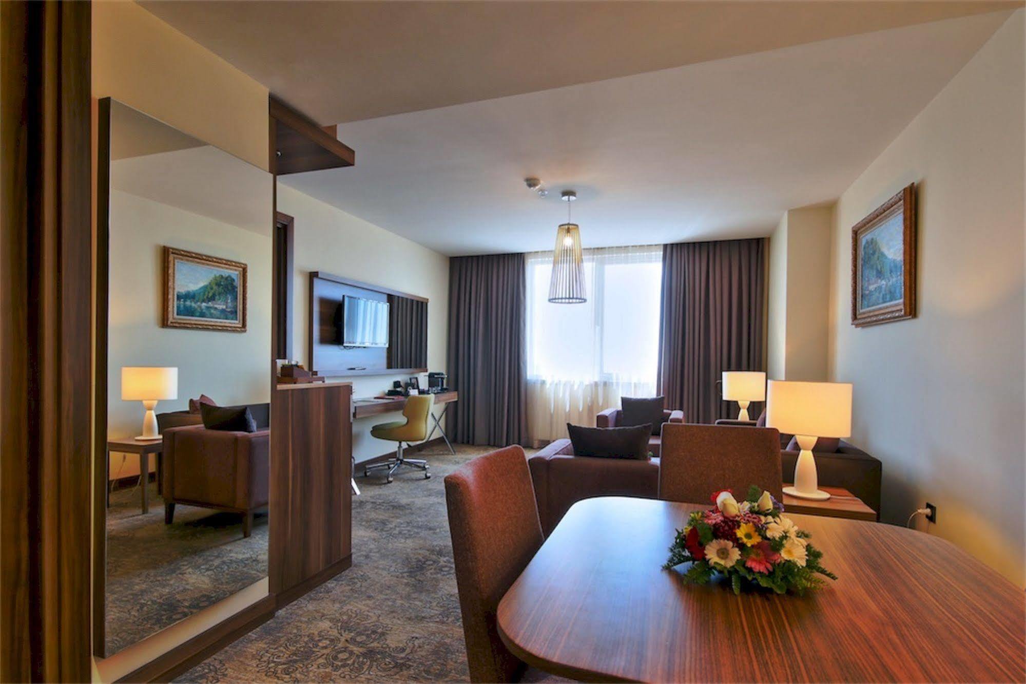 Hotel Tuyap