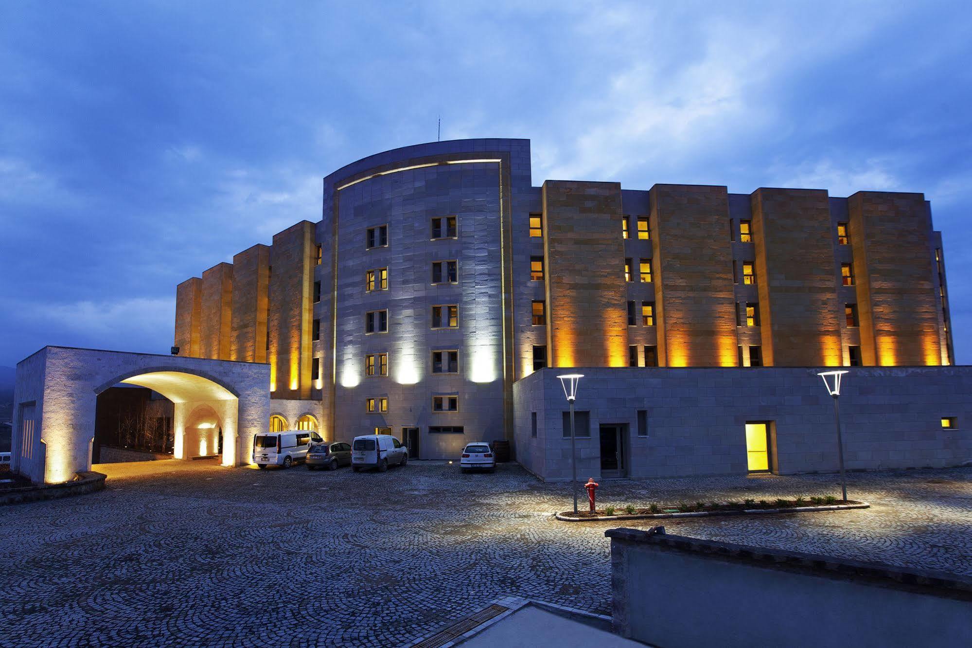 Hotel Doubletree By Hilton Cappadocia