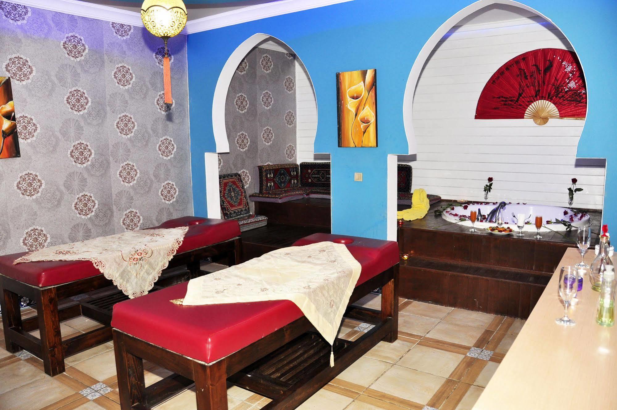 Club (adults Only) 4*