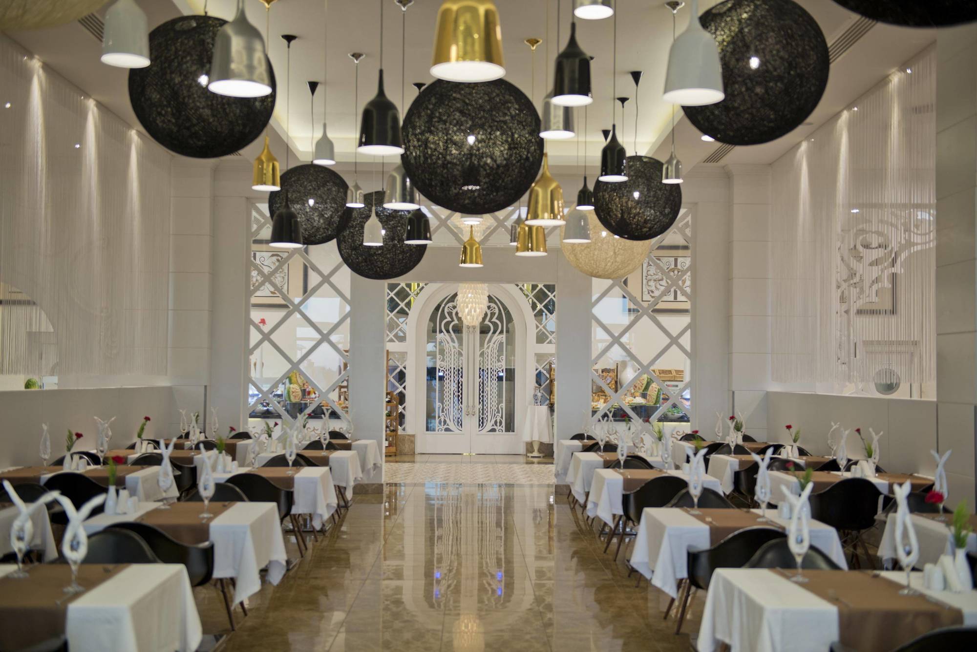 Q Premium Hotel 4*