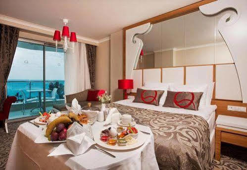 Hotel Q Premium