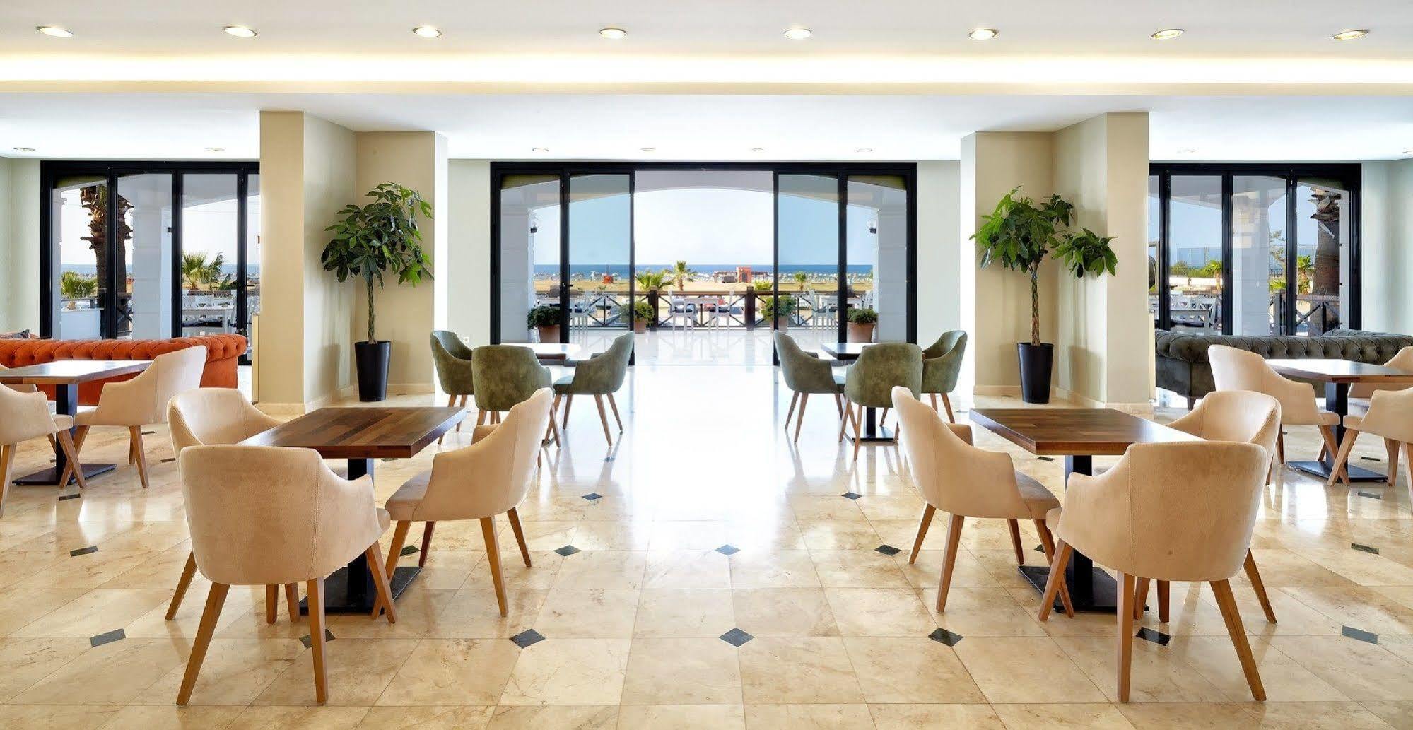 Cinar Hotel