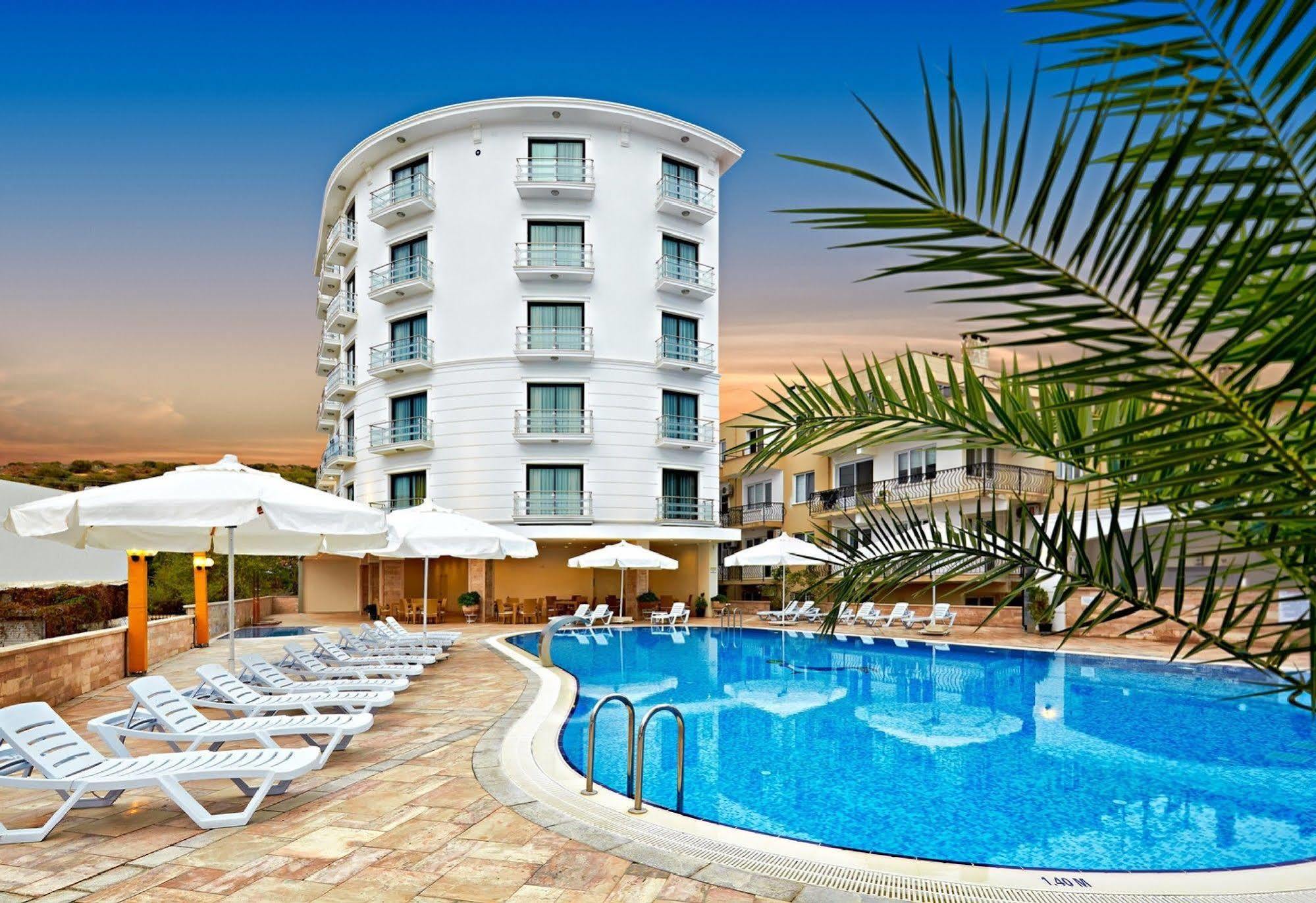 Hotel Cinar 3*