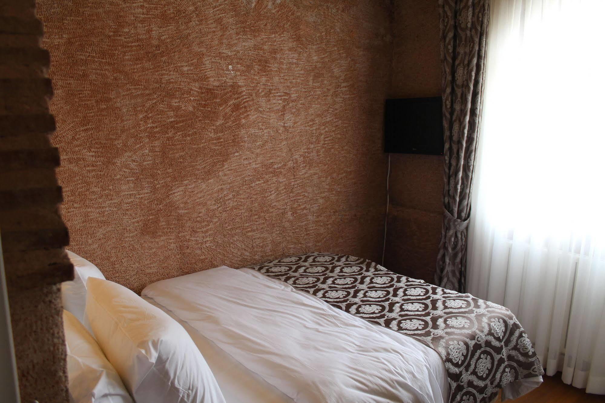 Ararat Guest house