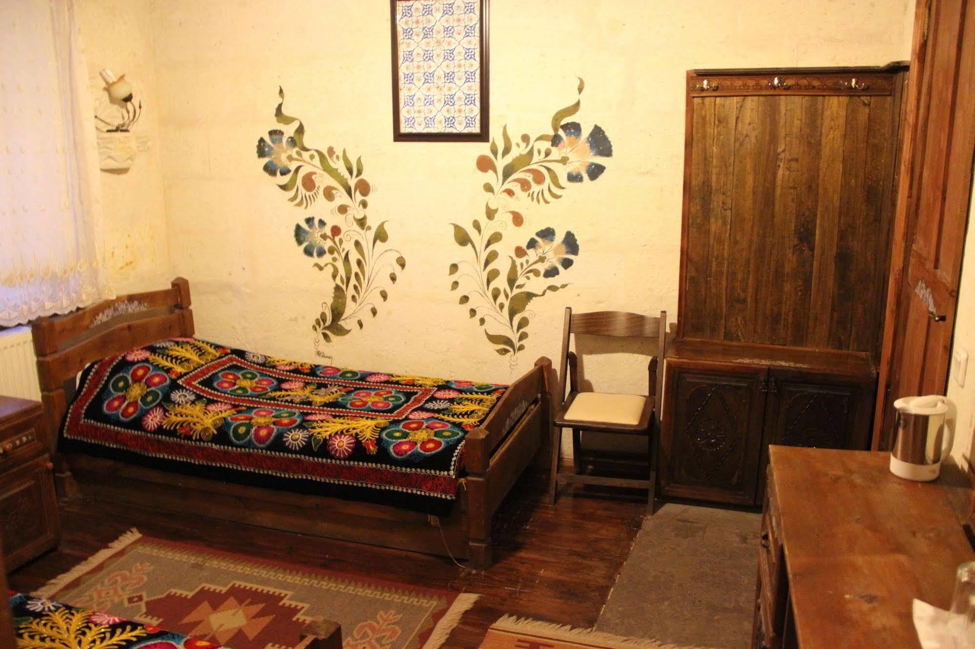 Kismet Cave House Inn
