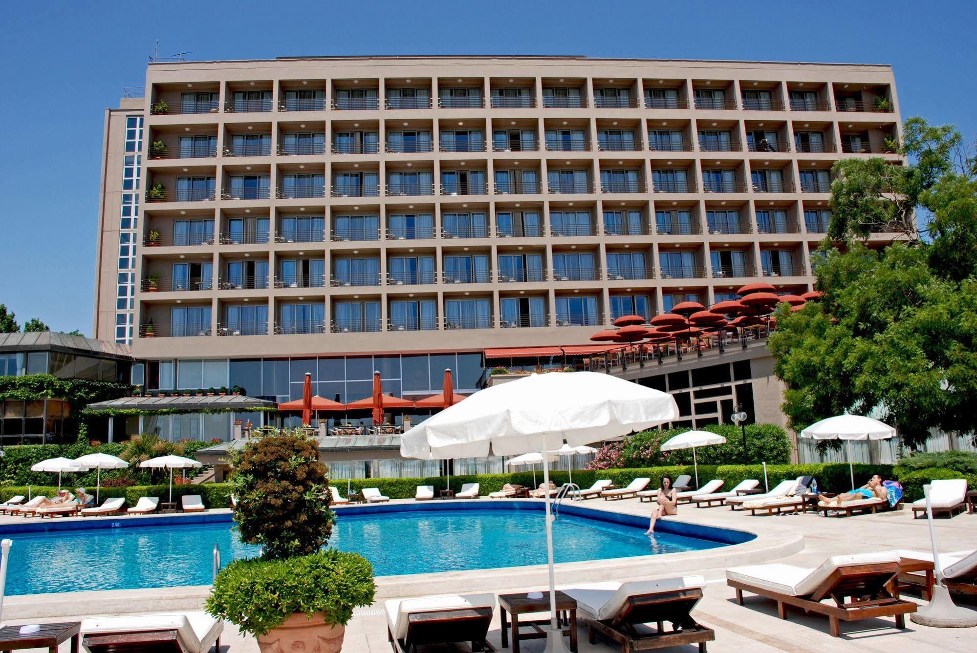 Cinar Hotel