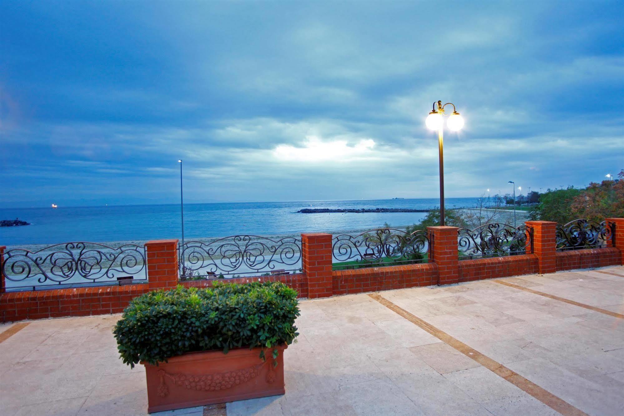 Cinar Hotel