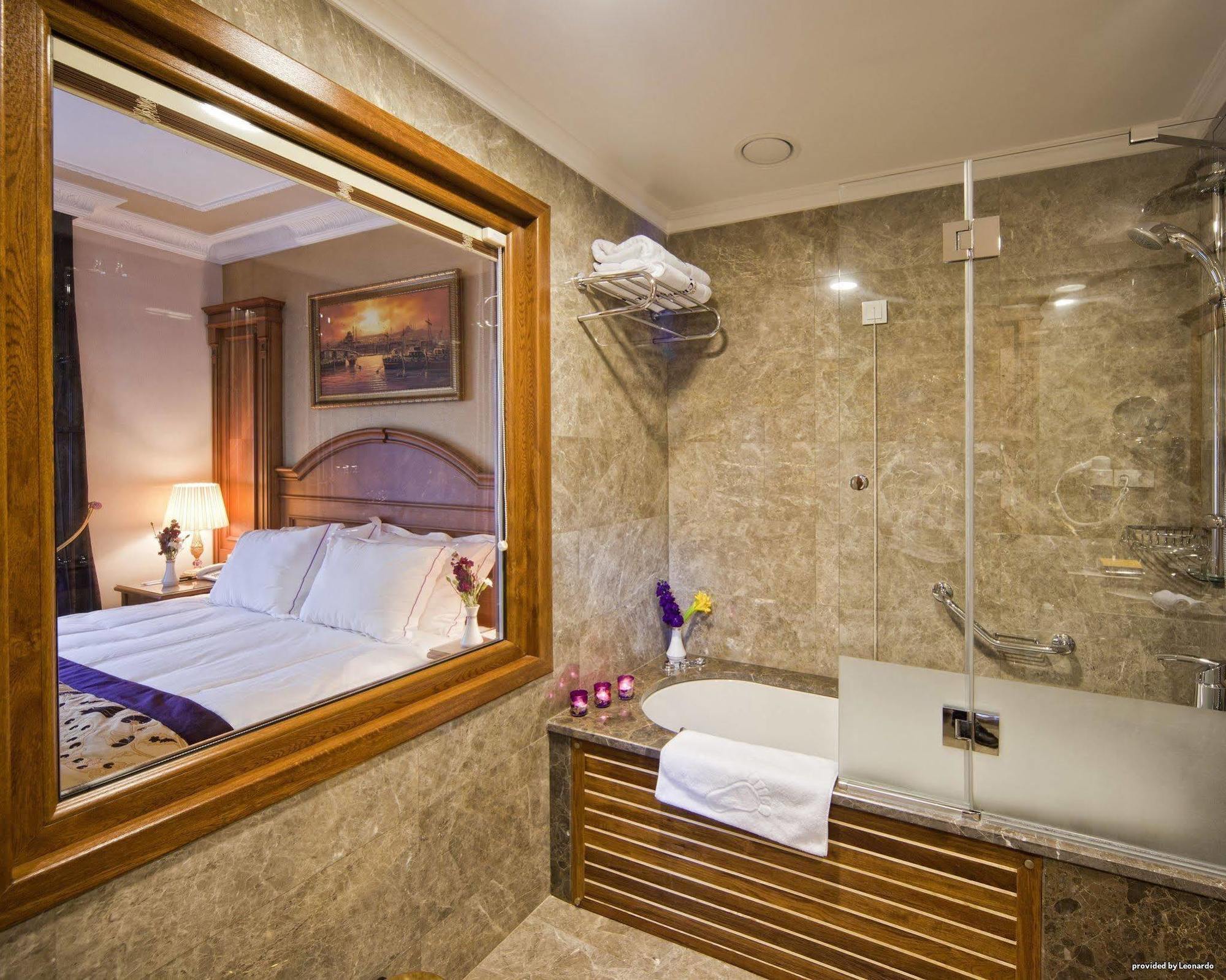 Glk Premier Acropol & Hotel