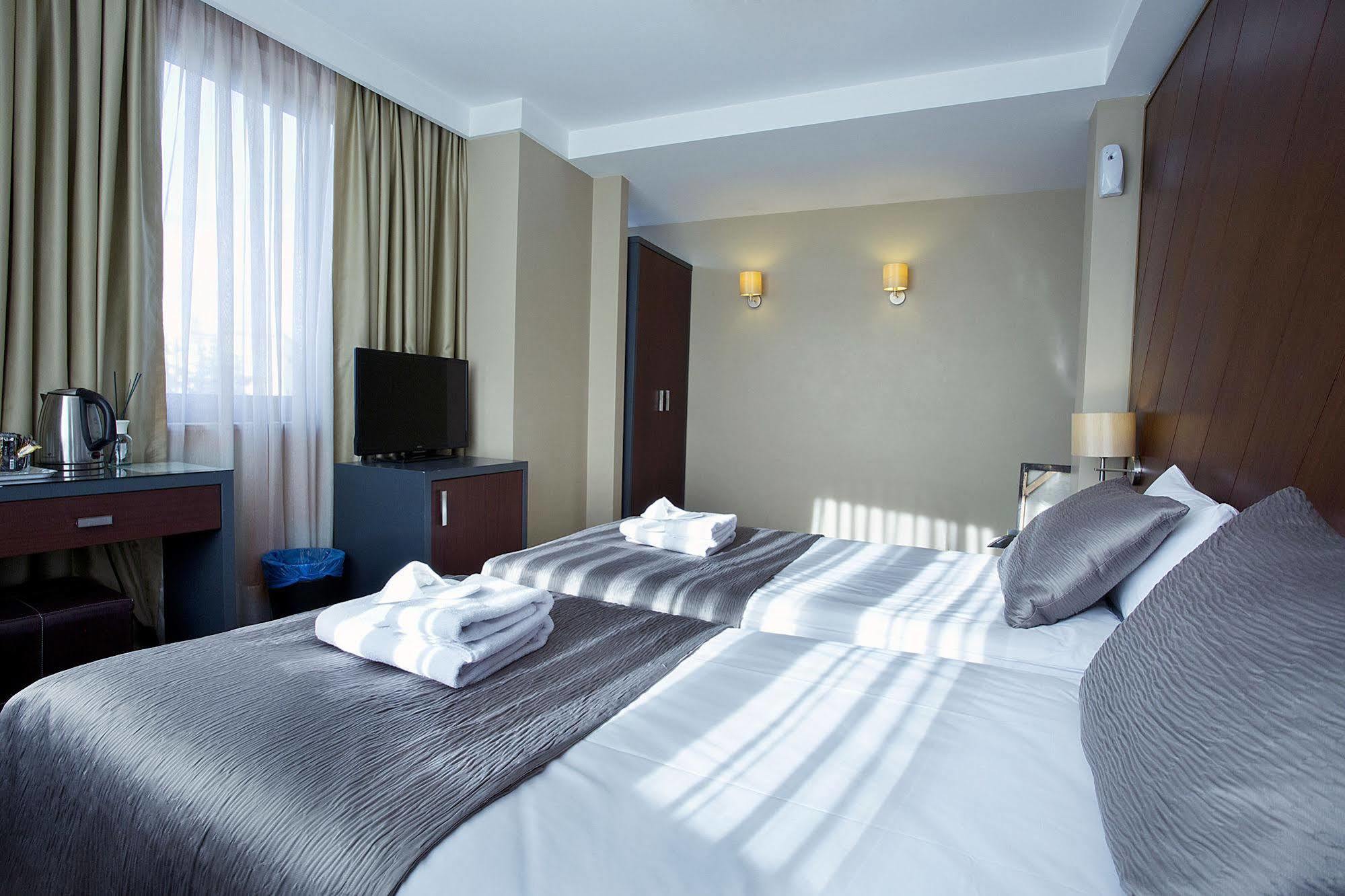 Tan - Special Category Hotel 4*
