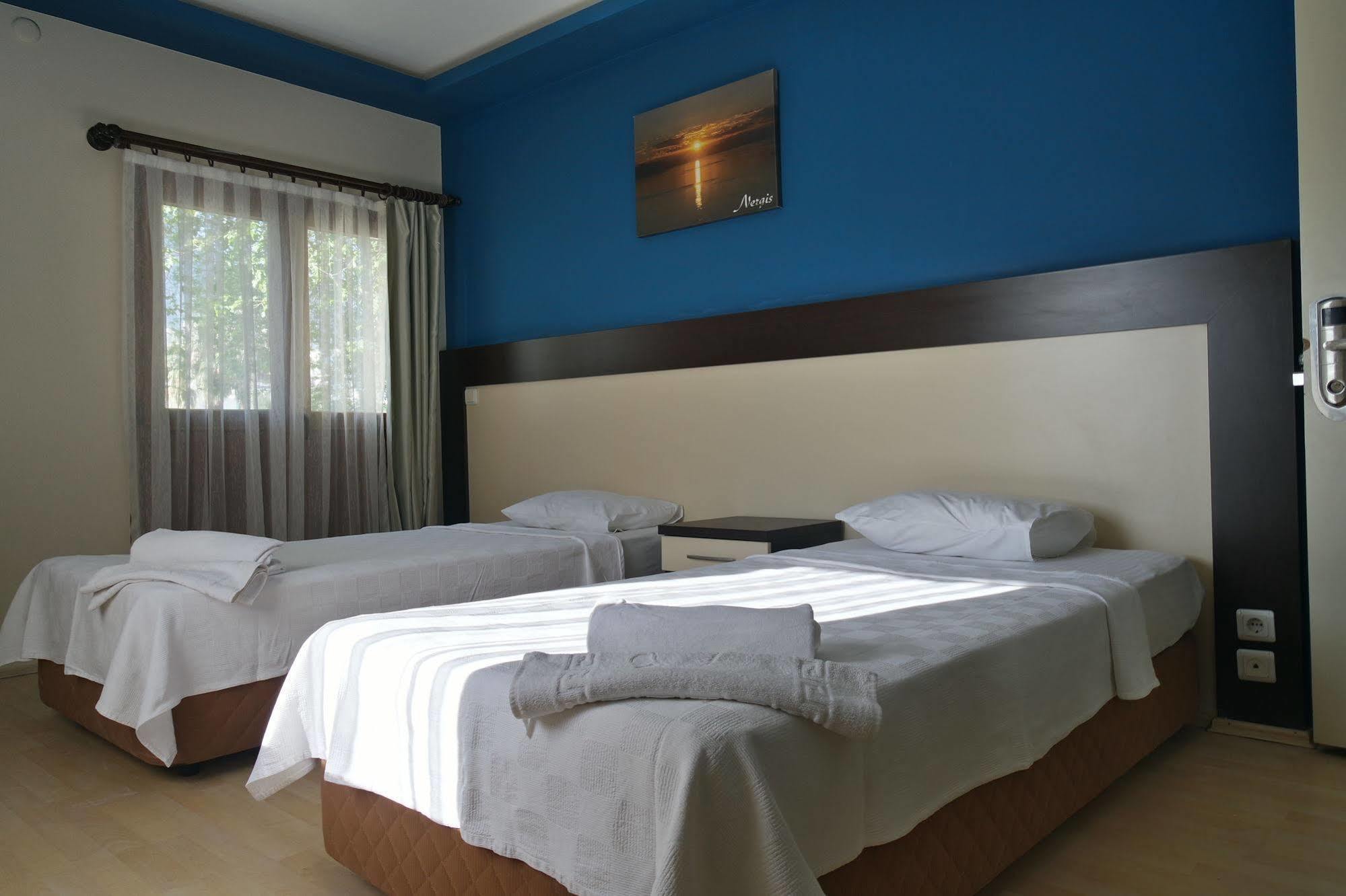 Hotel By Pablo