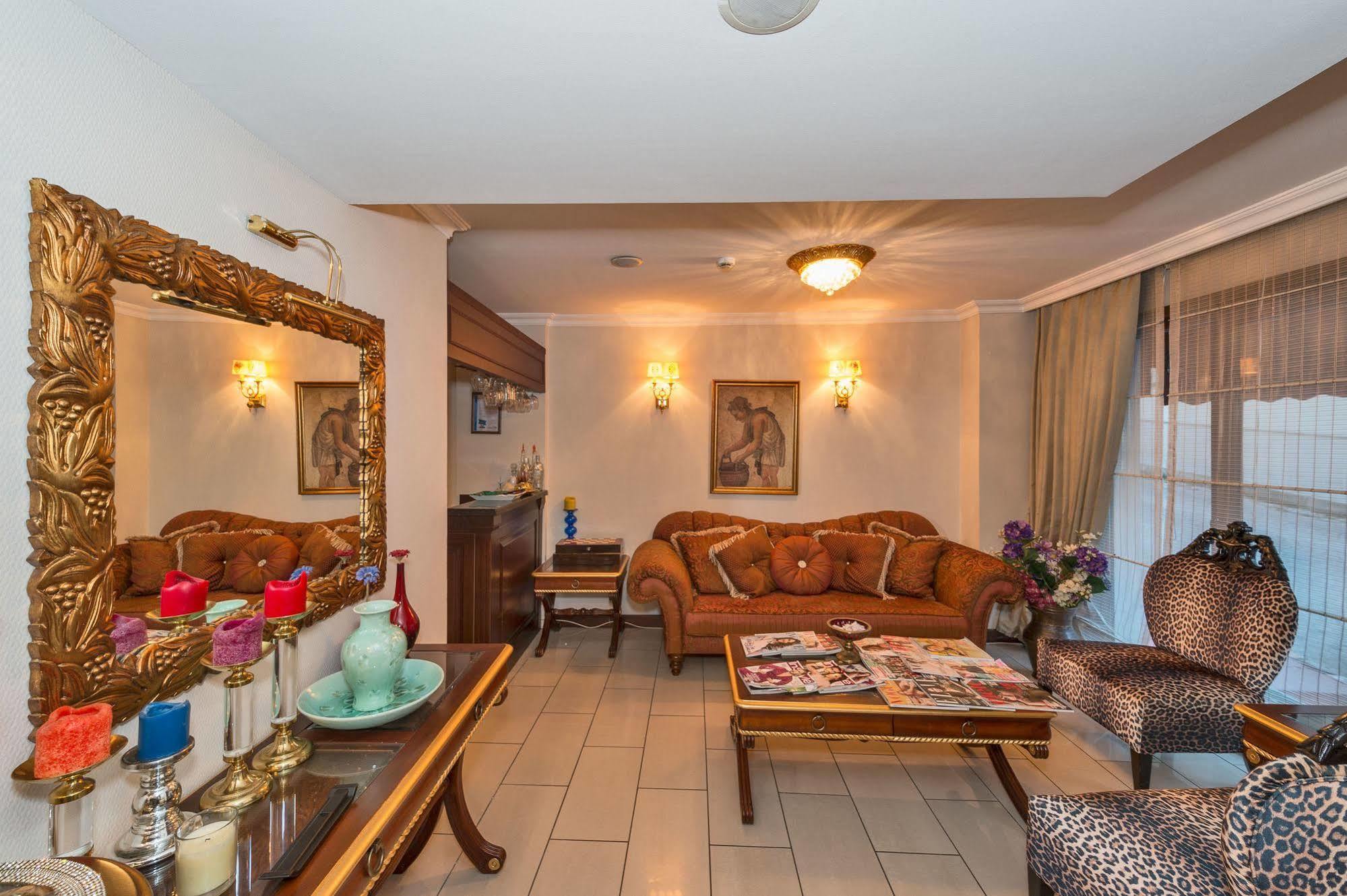 Daphne Hotel Istanbul