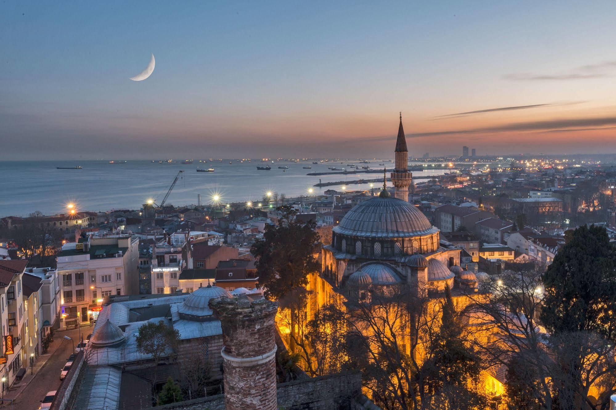 Daphne Istanbul