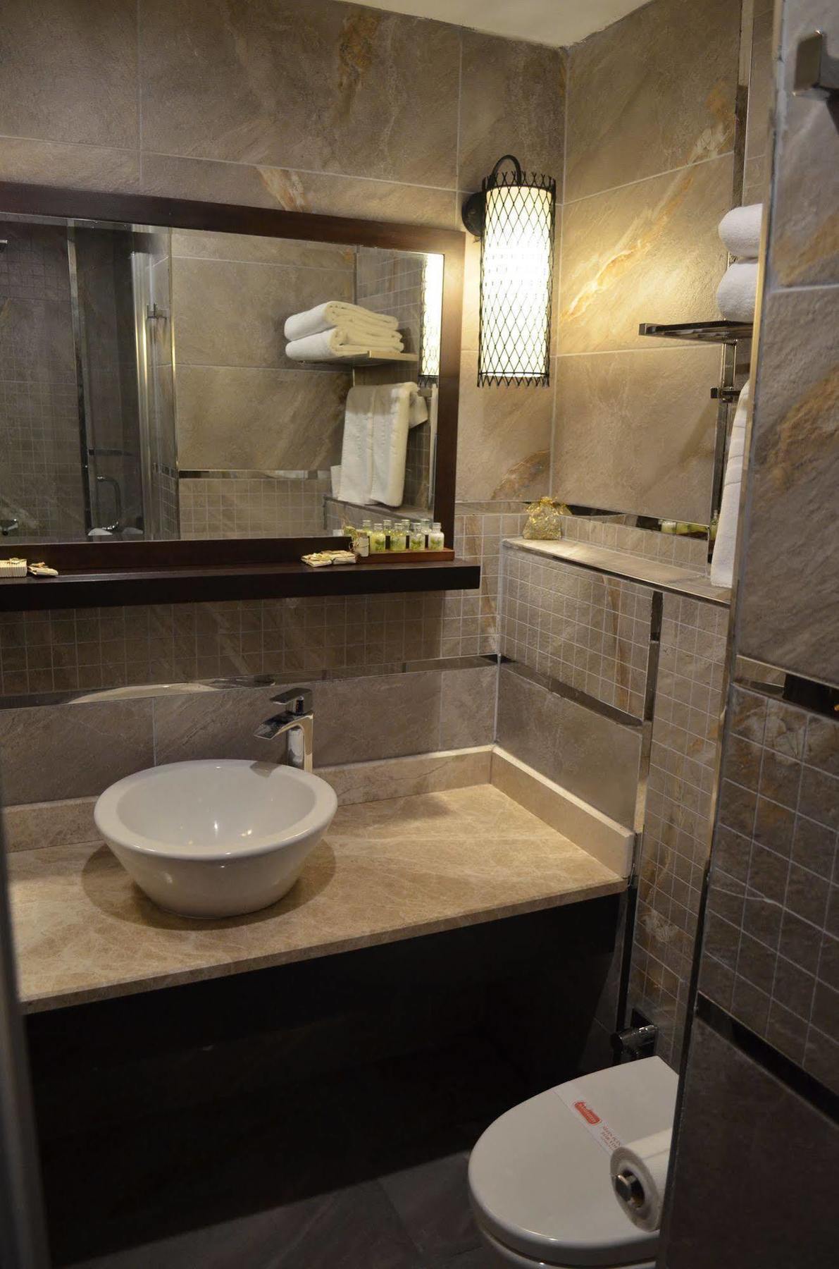White Park Hotel 3*