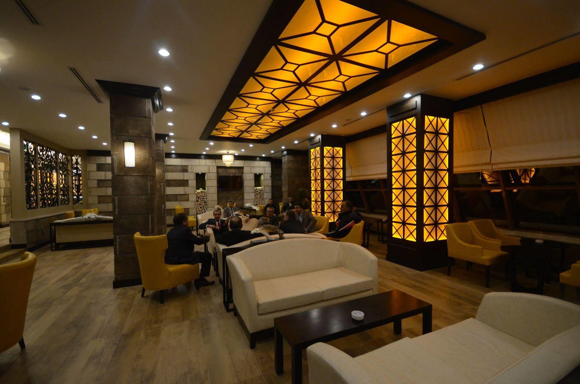 White Park Hotel 3*