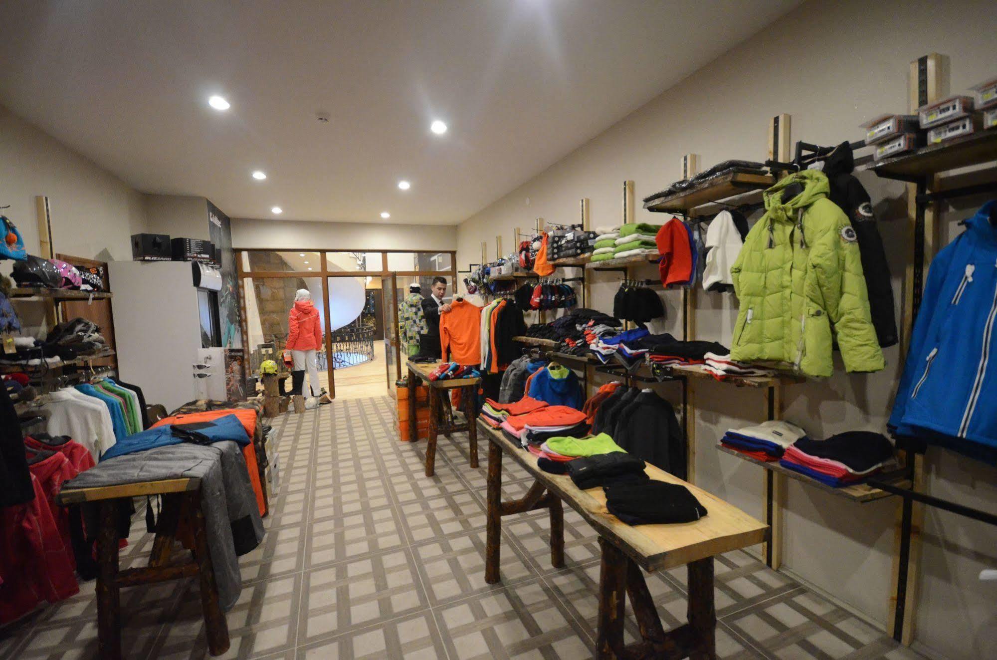 Hotel White Park 3*
