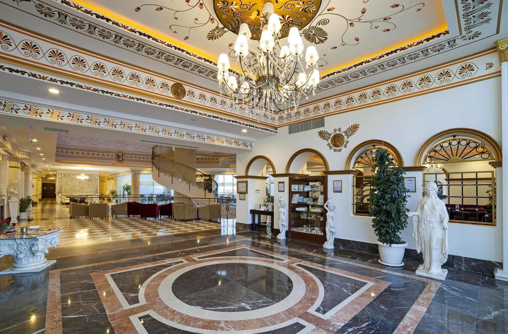 Hotel Roma & (adults Only) 5*