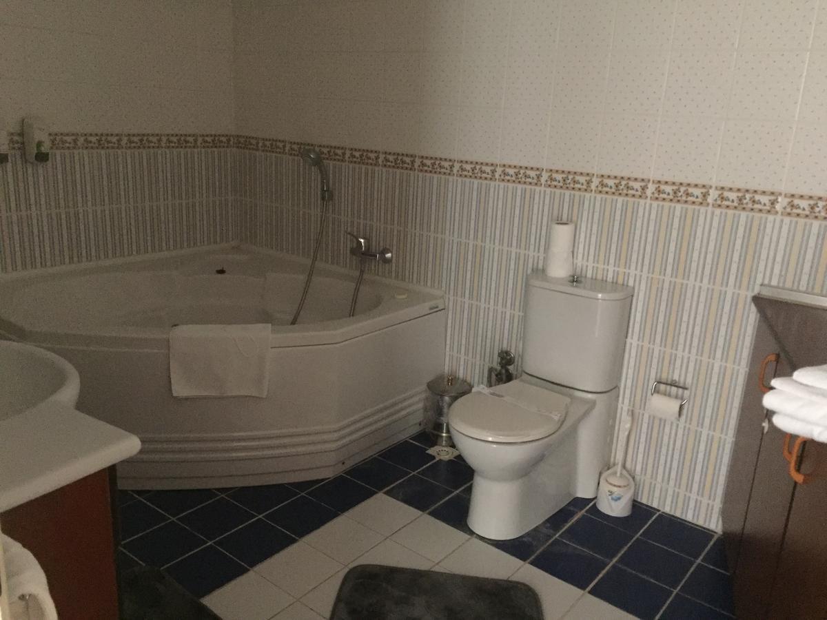 Hotel Eken Prestige 4*