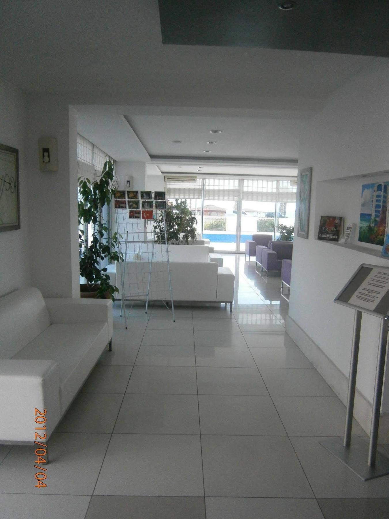 Hotel Perla Mare 3*