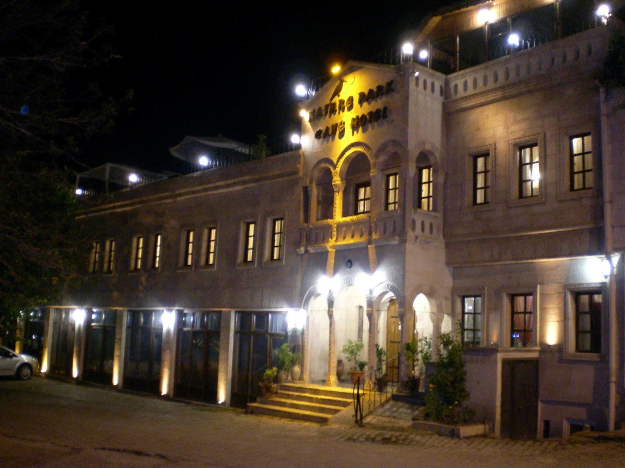 Hotel Nature Park Cave