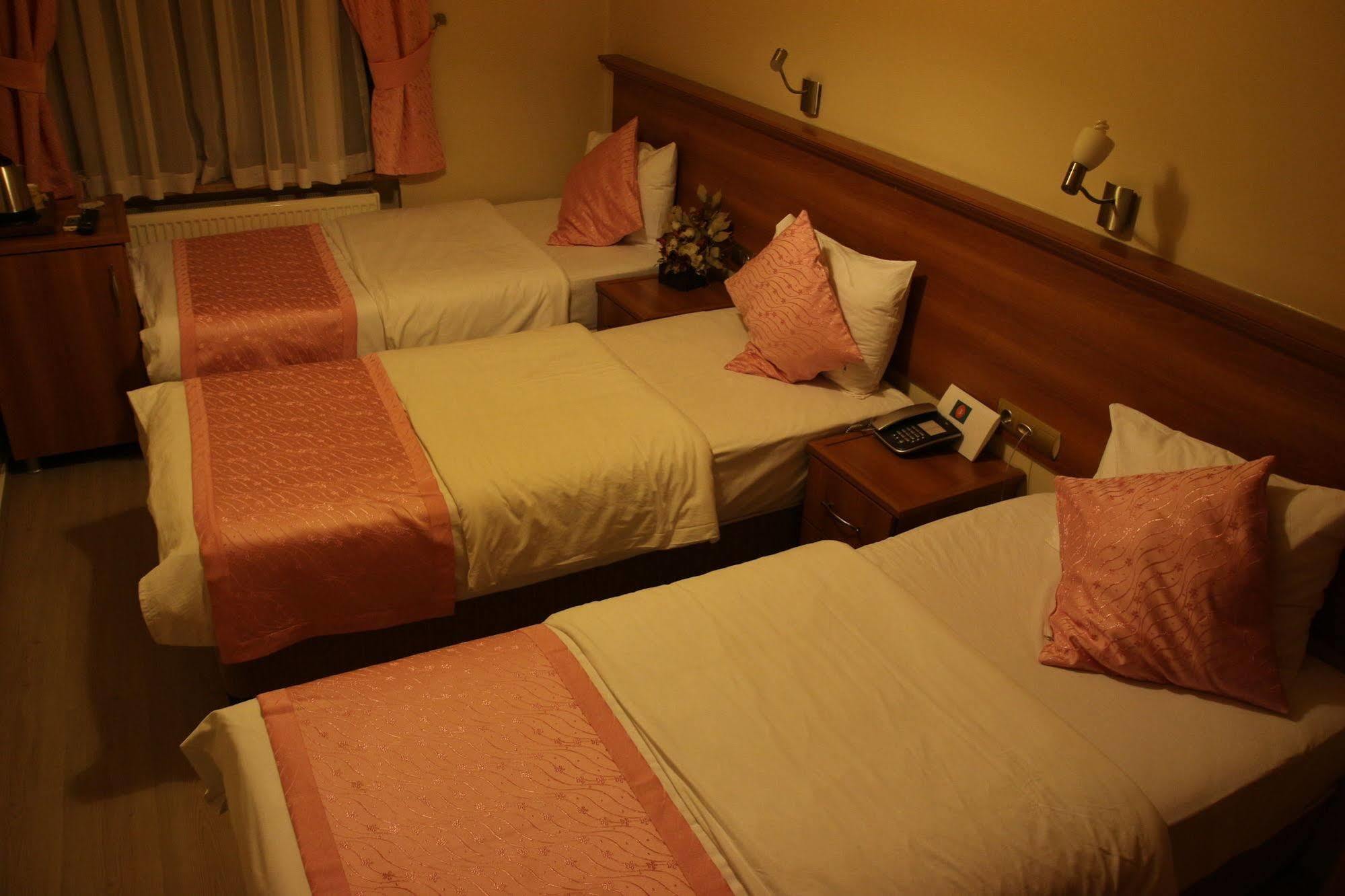 Kispet Hotel 3*