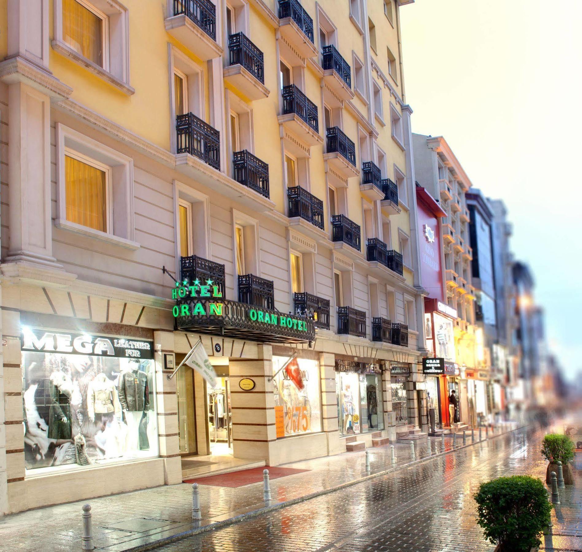 Oran Hotel