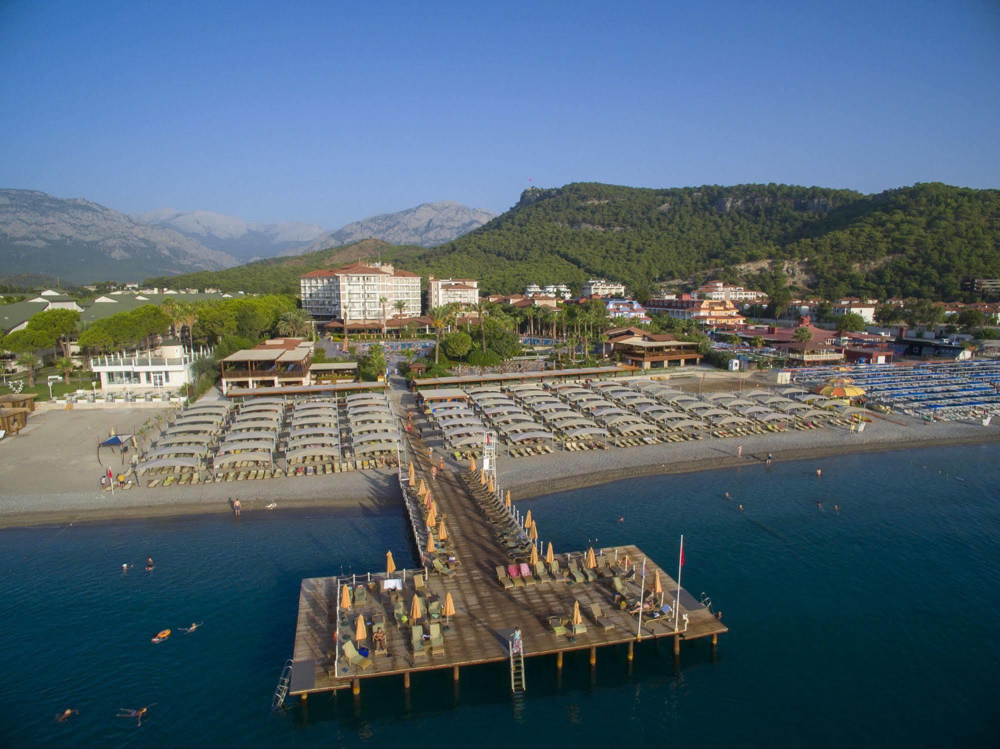 Akka Alinda Kemer