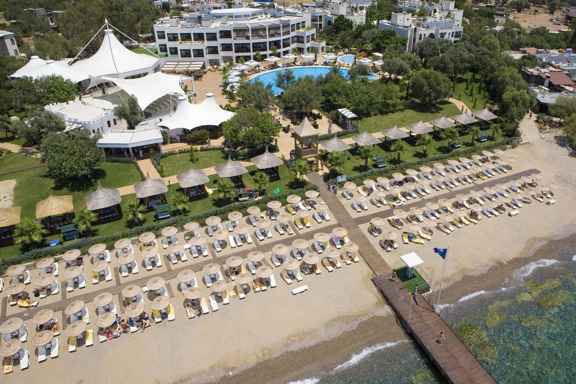 Resort Latanya Park 4*