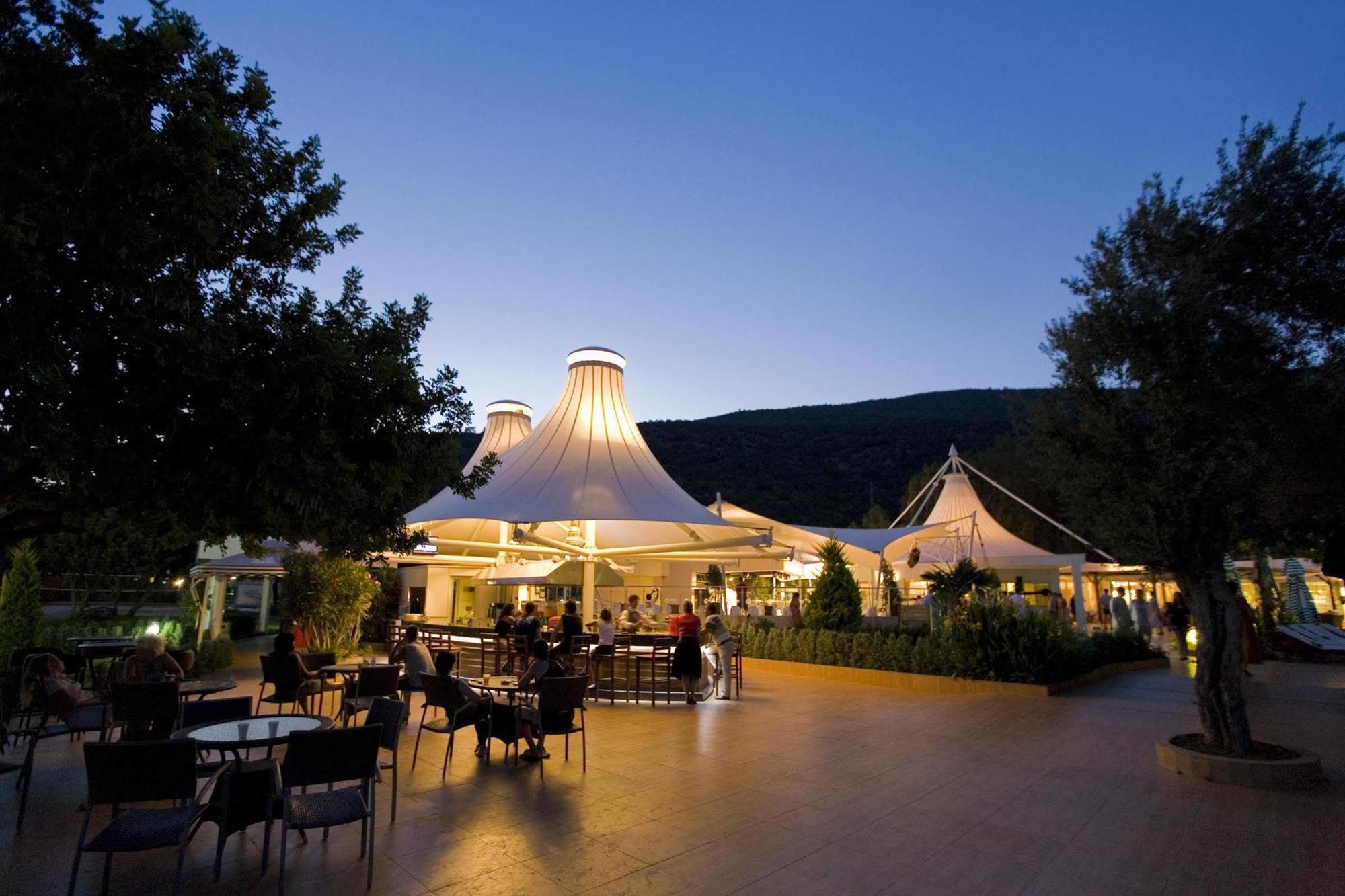 Resort Latanya Park 4*
