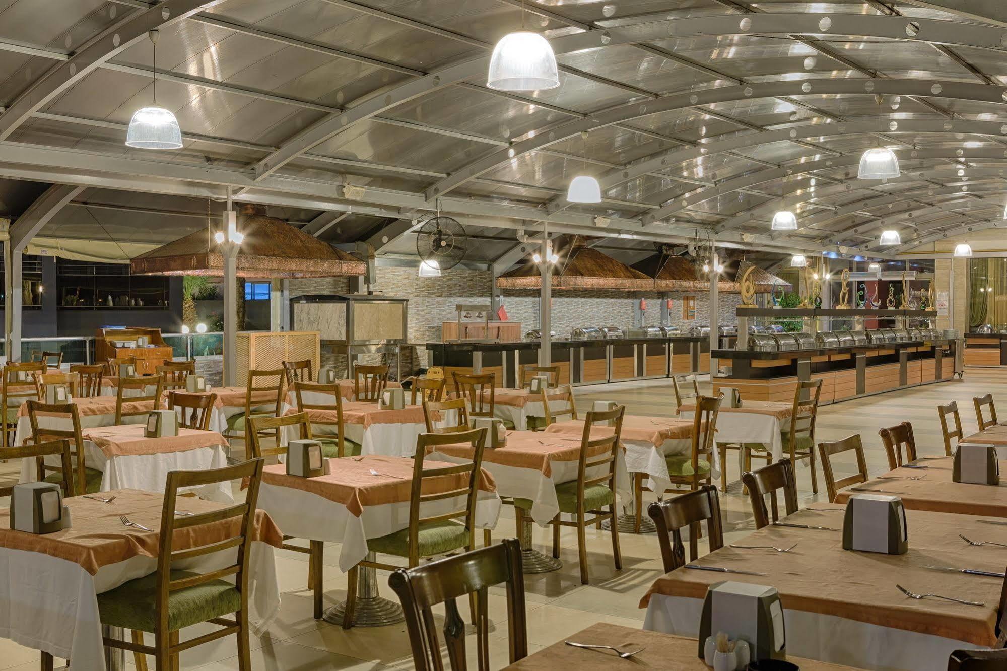 Hotel Pasa 4*