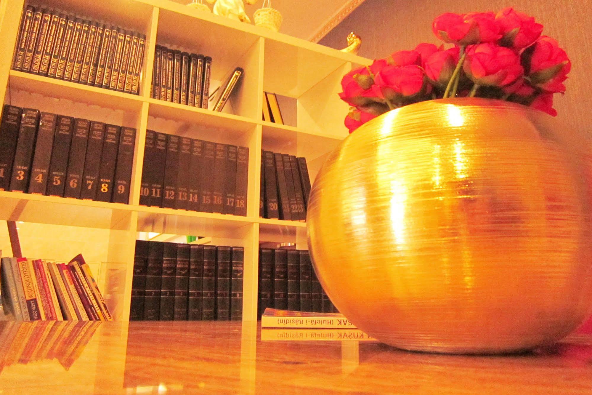Halifaks Hotel Istanbul