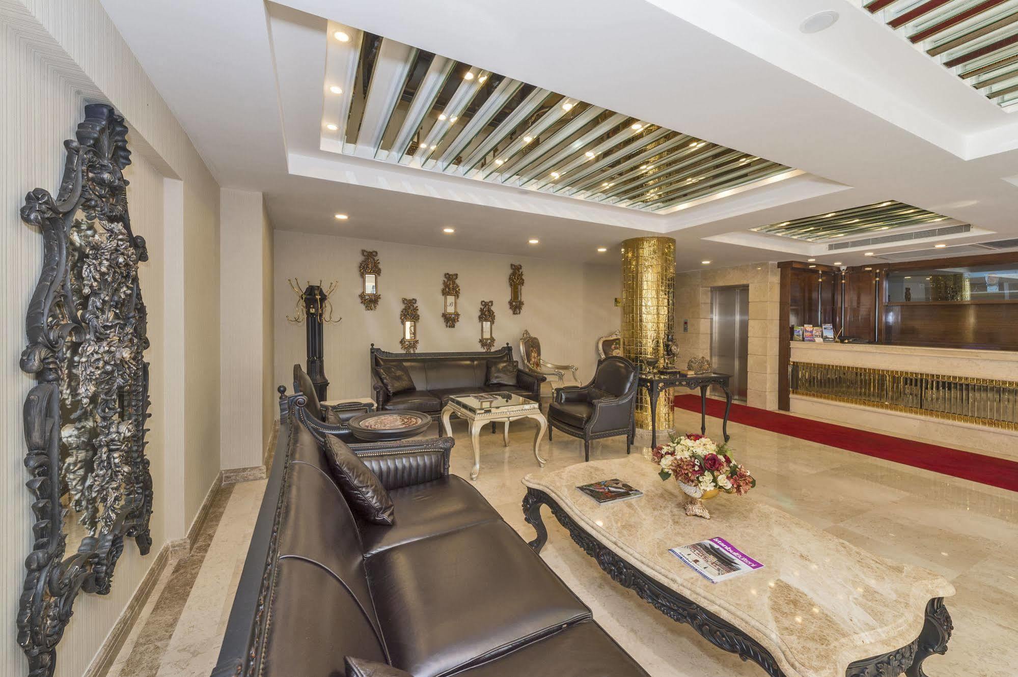 Escardin Hotel 3*
